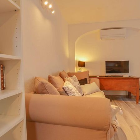 "La Petite Maisonnette" Au Calme, Proche Plage ม็องตง ภายนอก รูปภาพ