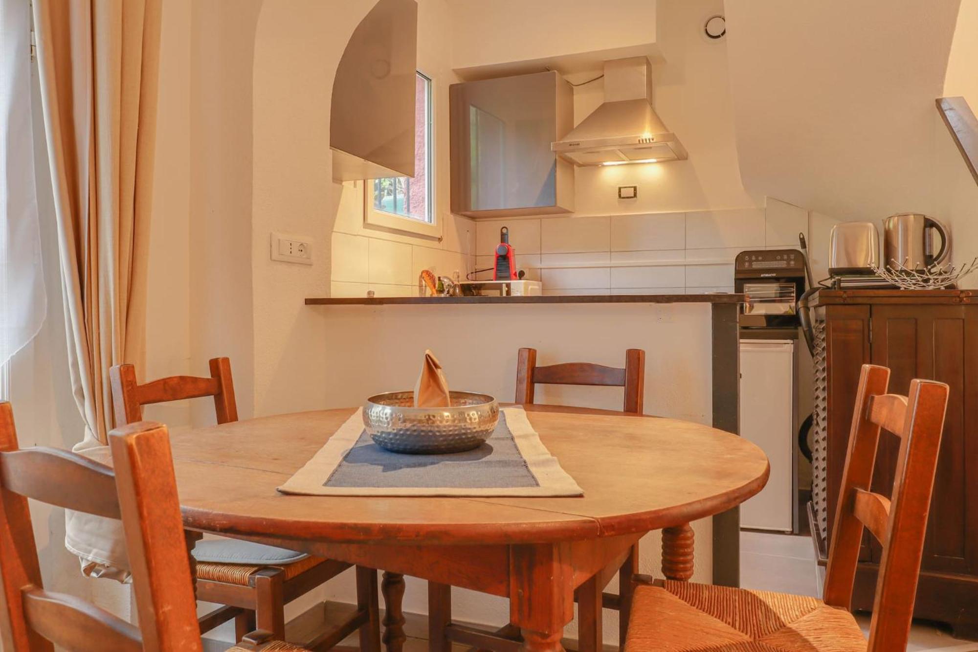 "La Petite Maisonnette" Au Calme, Proche Plage ม็องตง ภายนอก รูปภาพ